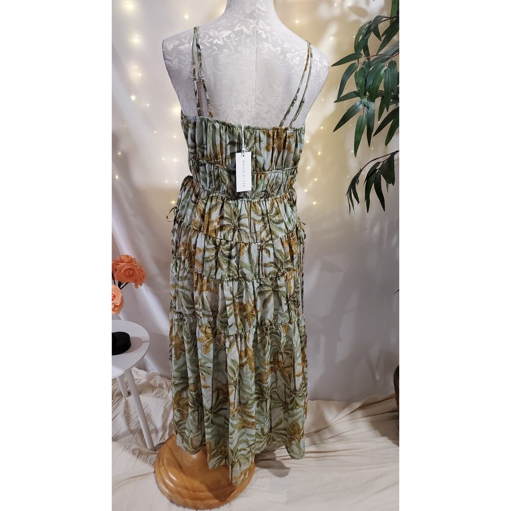 Moon River NWT Tropical Palm Tree Tiered Jungle Midi Dress Size M Hawaiian - Picture 4 of 16
